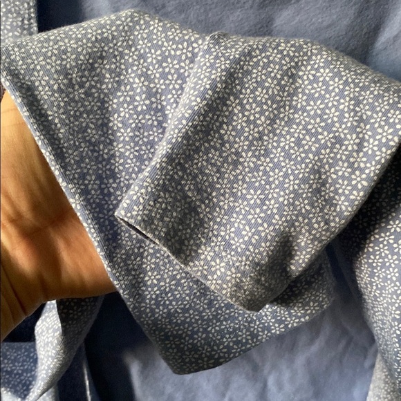 BRANDY Melville Light Blue Wrap Tie Dainty Floral Cropped Cardigan OS/XS - Picture 3 of 5